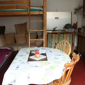 Appartement Petit Studio, Bien équipé, à La Campagne, Marcoux (Alpes-de-Haute-Provence)