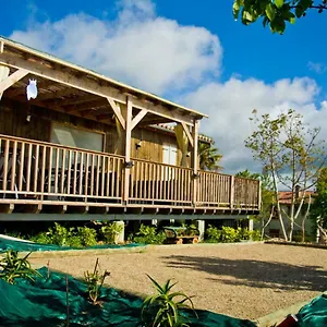 https://gite-les-bourdettes.midi-pyreneeshotels.com